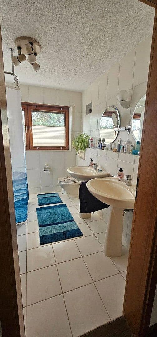 Prodej domu 270 m², pozemek 690 m², Oedheim, Bádensko-Württembersko Prodej domu 270 m², pozemek 690 m², Oedheim, Bádensko-Württembersko