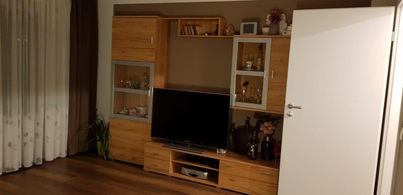 Prodej domu 270 m², pozemek 690 m², Oedheim, Bádensko-Württembersko Prodej domu 270 m², pozemek 690 m², Oedheim, Bádensko-Württembersko