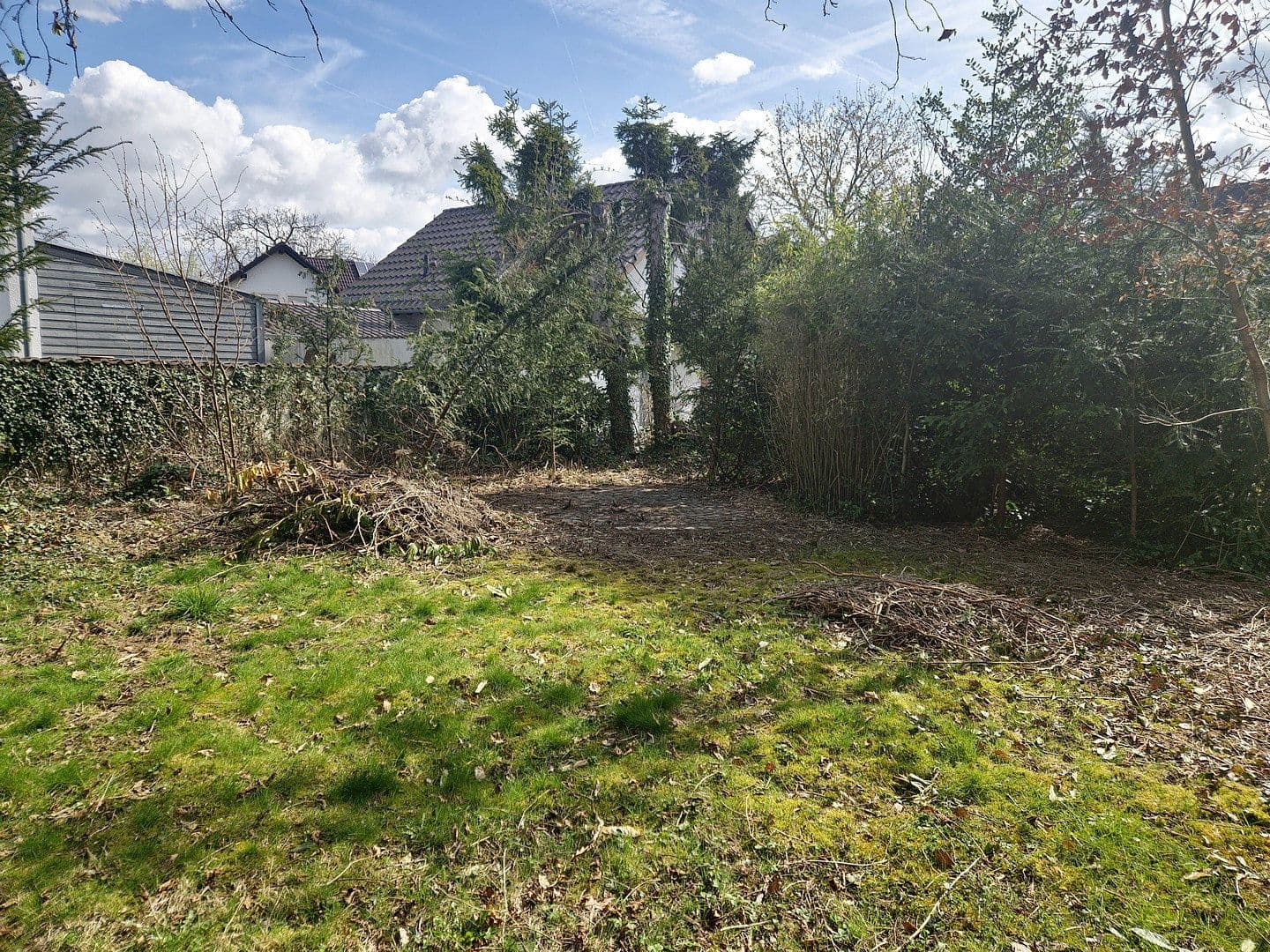 Prodej domu 131 m², pozemek 878 m², Kelkheim (Taunus), Hessen Prodej domu 131 m², pozemek 878 m², Kelkheim (Taunus), Hessen