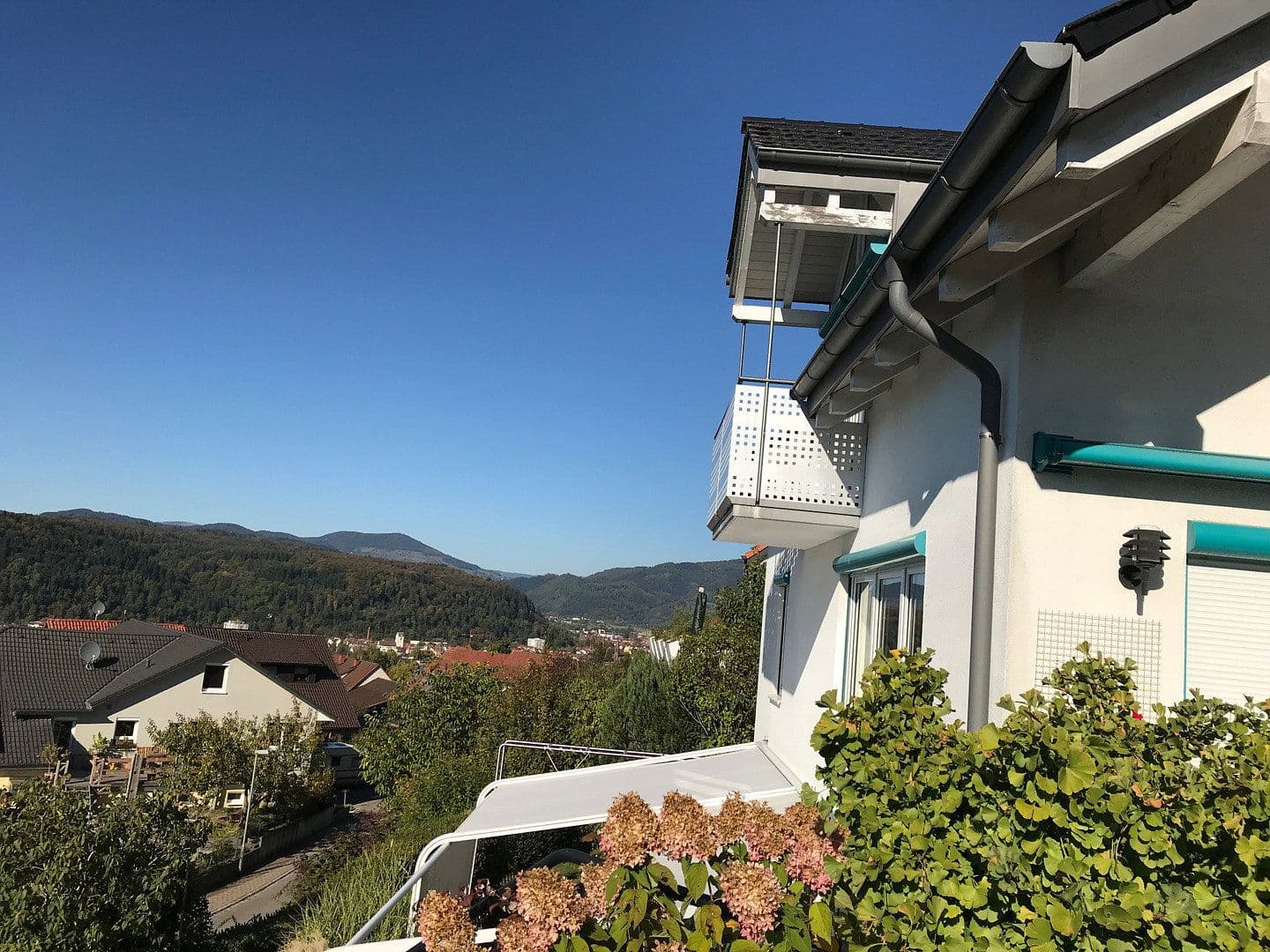 Prodej domu 291 m², pozemek 788 m², Schopfheim, Bádensko-Württembersko Prodej domu 291 m², pozemek 788 m², Schopfheim, Bádensko-Württembersko