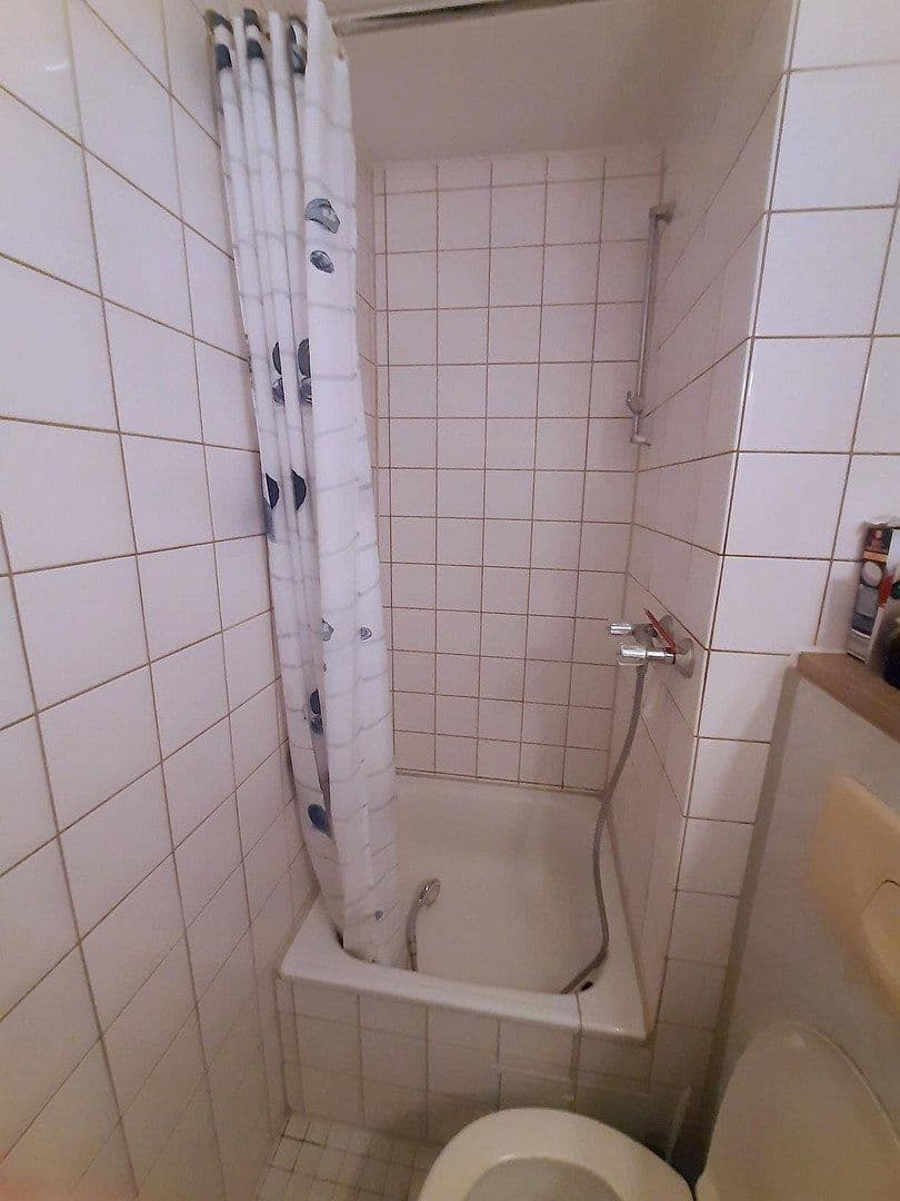Pronájem bytu 1+1 15 m², Erlangen, Bavorsko Pronájem bytu 1+1 15 m², Erlangen, Bavorsko
