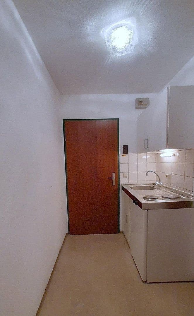 Pronájem bytu 1+1 15 m², Erlangen, Bavorsko Pronájem bytu 1+1 15 m², Erlangen, Bavorsko