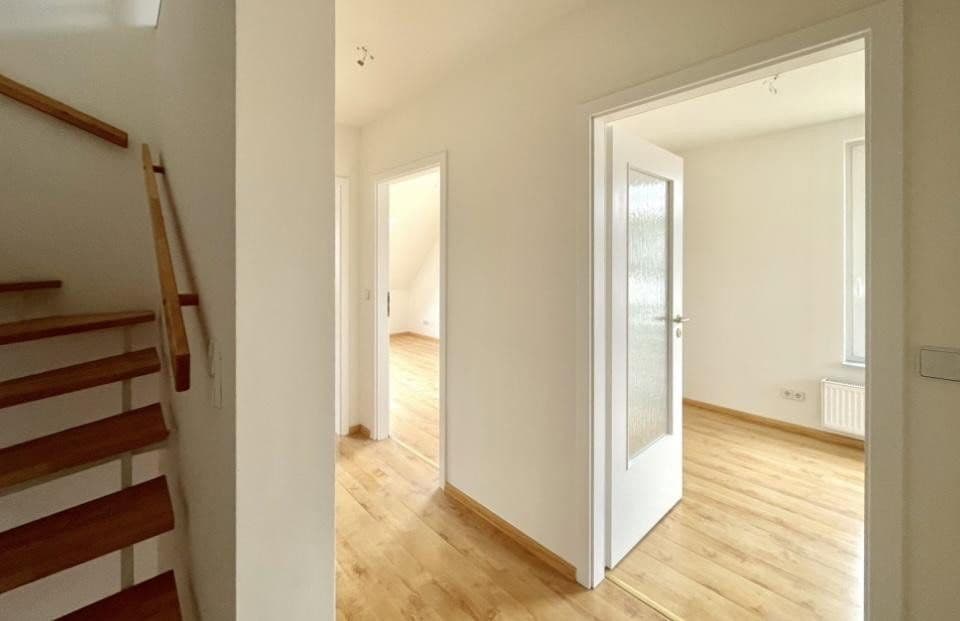 Prodej domu 110 m², pozemek 440 m², Fichtestraße, Hoppegarten, Braniborsko Prodej domu 110 m², pozemek 440 m², Fichtestraße, Hoppegarten, Braniborsko