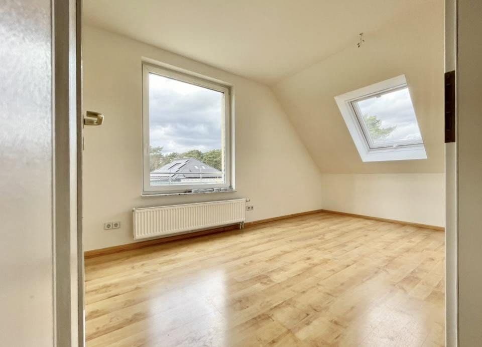 Prodej domu 110 m², pozemek 440 m², Fichtestraße, Hoppegarten, Braniborsko Prodej domu 110 m², pozemek 440 m², Fichtestraße, Hoppegarten, Braniborsko