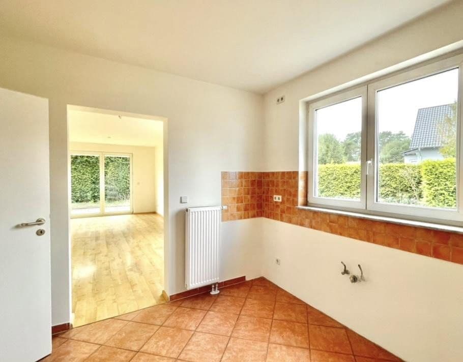 Prodej domu 110 m², pozemek 440 m², Fichtestraße, Hoppegarten, Braniborsko Prodej domu 110 m², pozemek 440 m², Fichtestraße, Hoppegarten, Braniborsko
