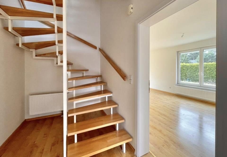 Prodej domu 110 m², pozemek 440 m², Fichtestraße, Hoppegarten, Braniborsko Prodej domu 110 m², pozemek 440 m², Fichtestraße, Hoppegarten, Braniborsko