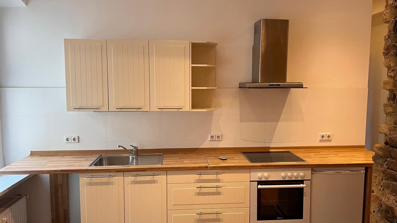 Prodej bytu 2+1 65 m², Berlin, Berlín Prodej bytu 2+1 65 m², Berlin, Berlín