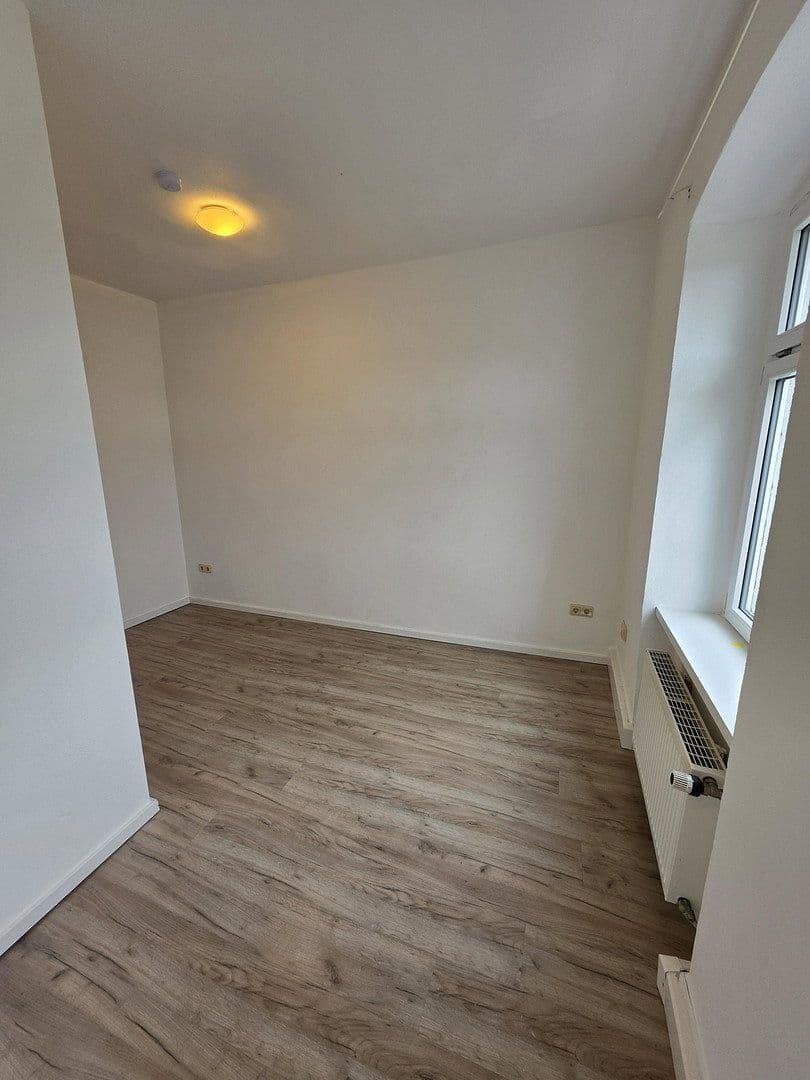 Pronájem bytu 6+1 125 m², Äußere Oybiner Straße 5, Žitava, Sasko Pronájem bytu 6+1 125 m², Äußere Oybiner Straße 5, Žitava, Sasko