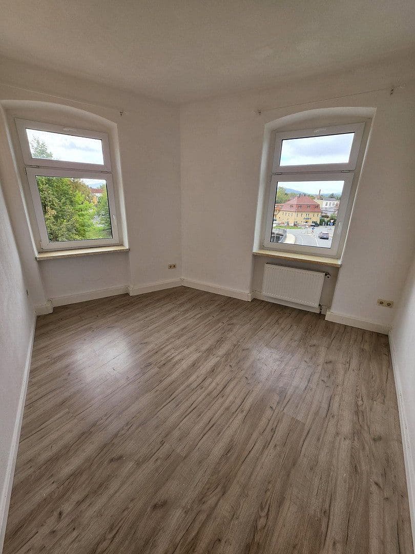 Pronájem bytu 6+1 125 m², Äußere Oybiner Straße 5, Žitava, Sasko Pronájem bytu 6+1 125 m², Äußere Oybiner Straße 5, Žitava, Sasko