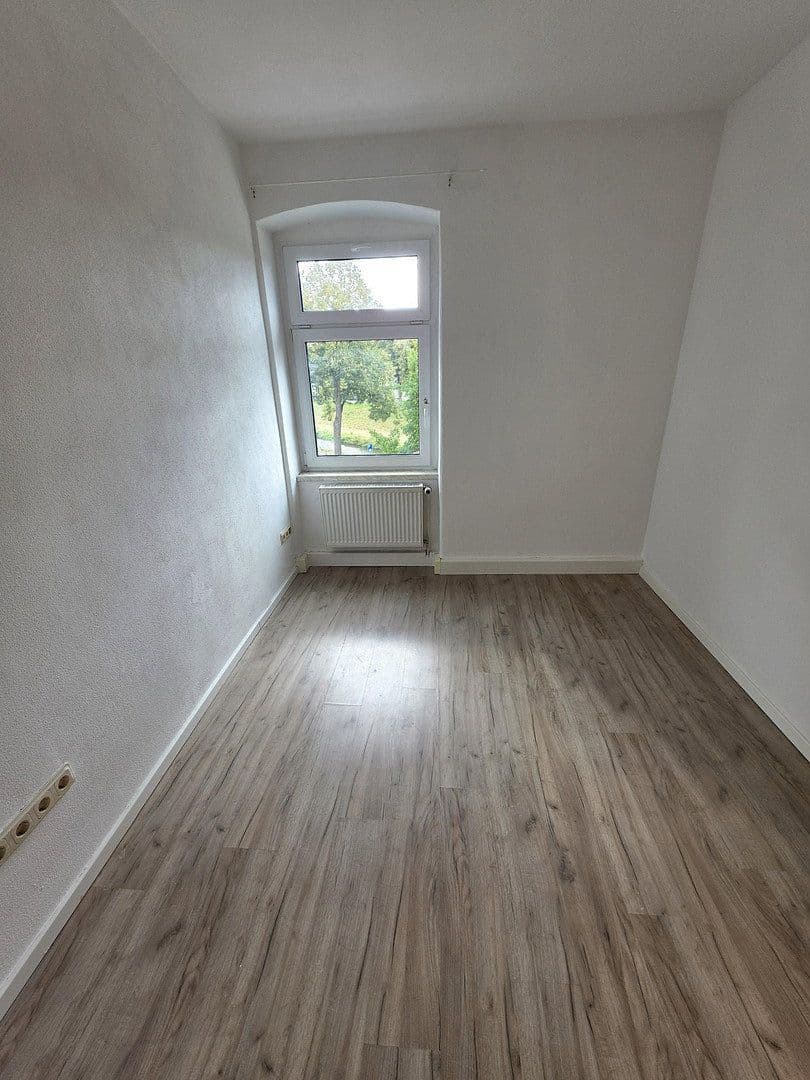 Pronájem bytu 6+1 125 m², Äußere Oybiner Straße 5, Žitava, Sasko Pronájem bytu 6+1 125 m², Äußere Oybiner Straße 5, Žitava, Sasko