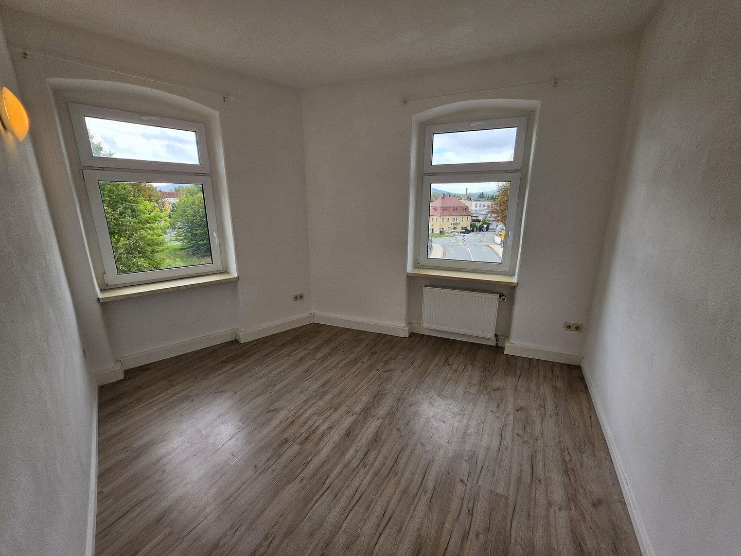 Pronájem bytu 6+1 125 m², Äußere Oybiner Straße 5, Žitava, Sasko Pronájem bytu 6+1 125 m², Äußere Oybiner Straße 5, Žitava, Sasko