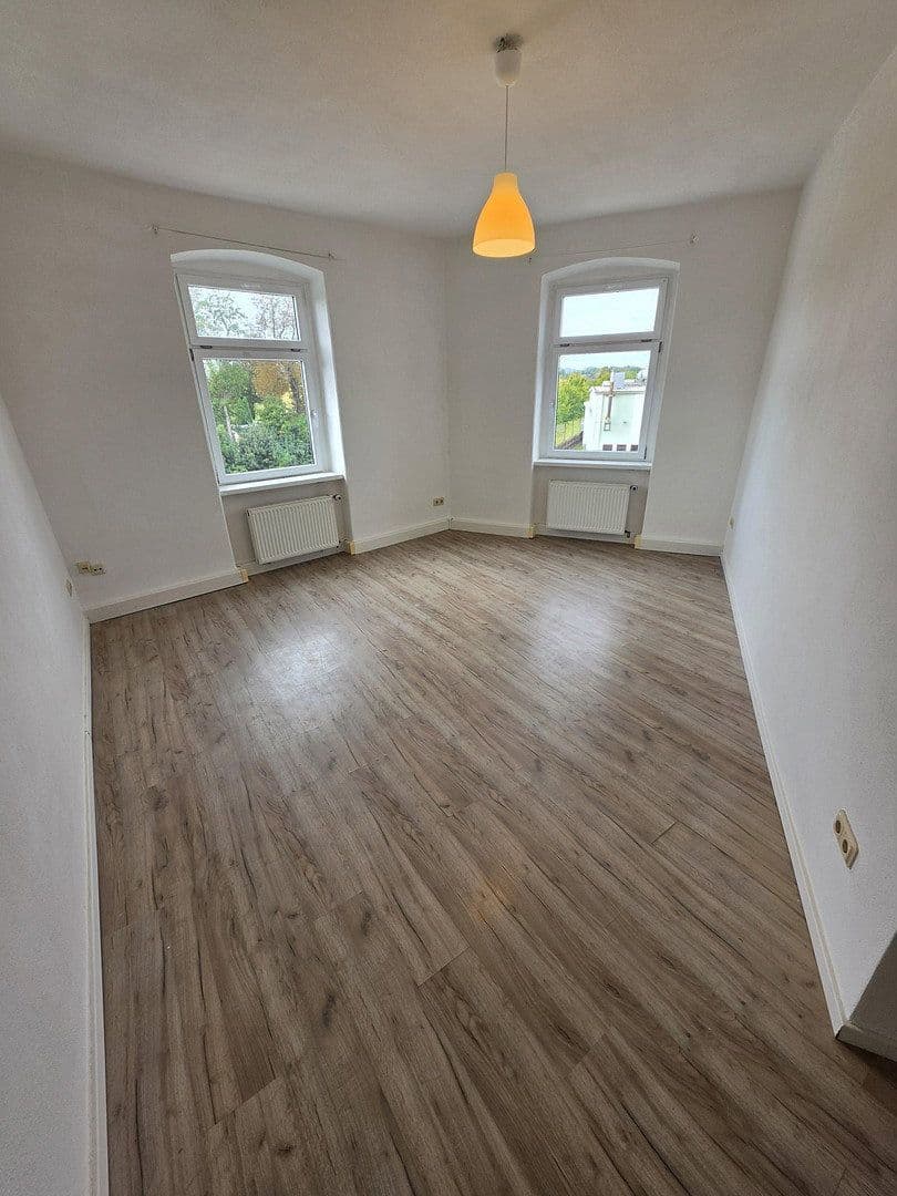Pronájem bytu 6+1 125 m², Äußere Oybiner Straße 5, Žitava, Sasko Pronájem bytu 6+1 125 m², Äußere Oybiner Straße 5, Žitava, Sasko