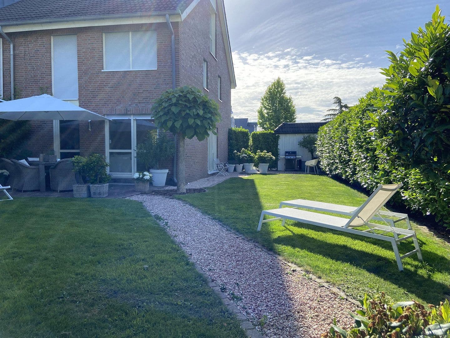 Prodej domu 120 m², pozemek 390 m², Haan, Severní Porýní-Vestfálsko Prodej domu 120 m², pozemek 390 m², Haan, Severní Porýní-Vestfálsko