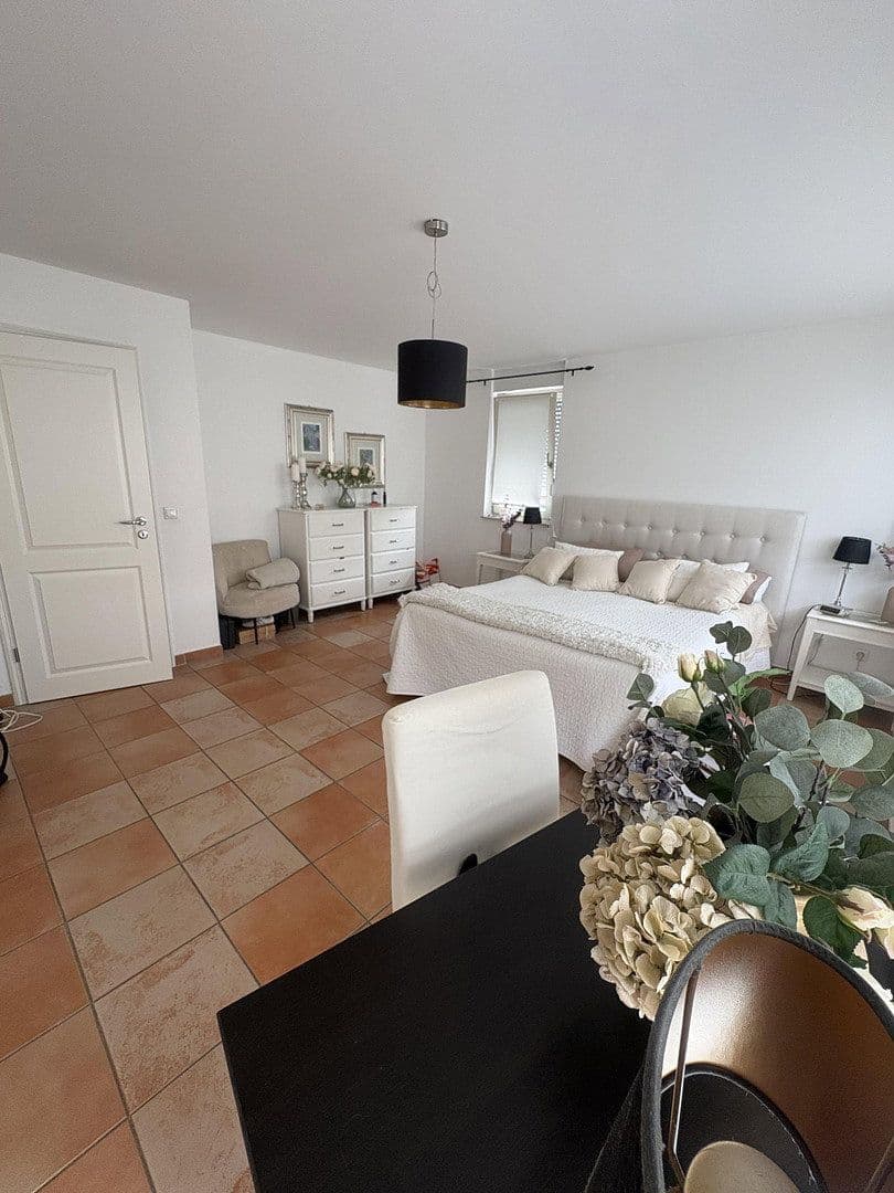 Prodej domu 120 m², pozemek 390 m², Haan, Severní Porýní-Vestfálsko Prodej domu 120 m², pozemek 390 m², Haan, Severní Porýní-Vestfálsko