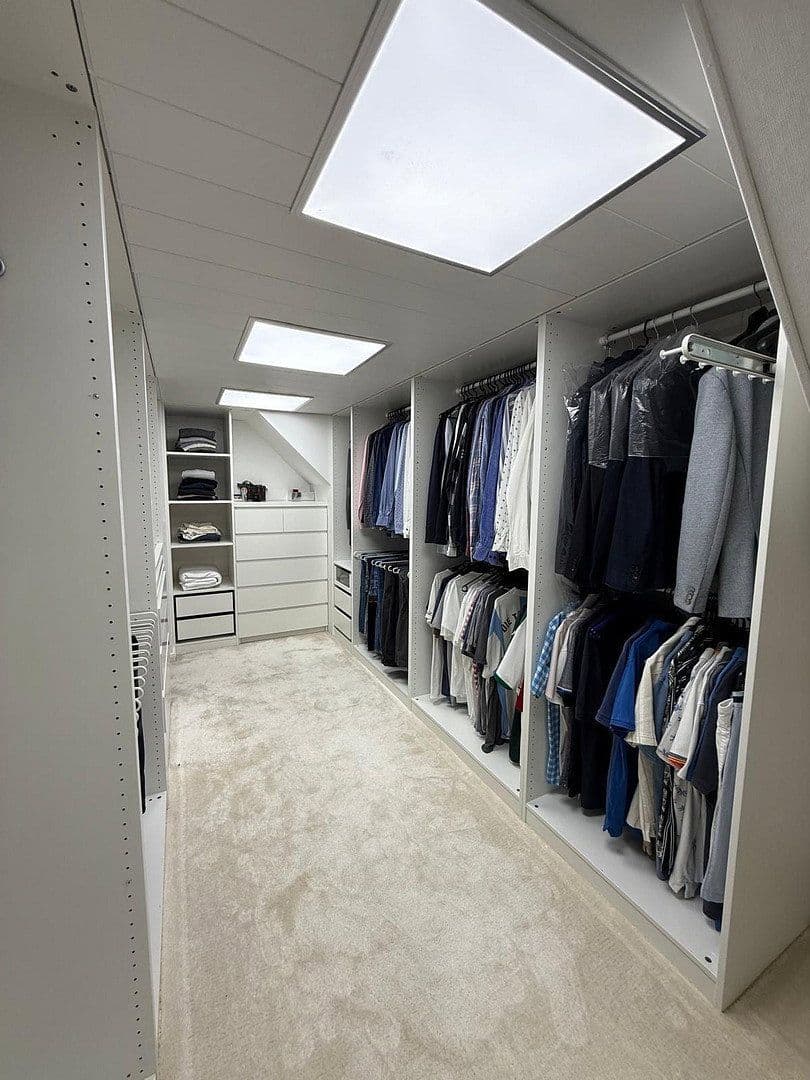Prodej domu 158 m², pozemek 1.249 m², Remscheid, Severní Porýní-Vestfálsko Prodej domu 158 m², pozemek 1.249 m², Remscheid, Severní Porýní-Vestfálsko