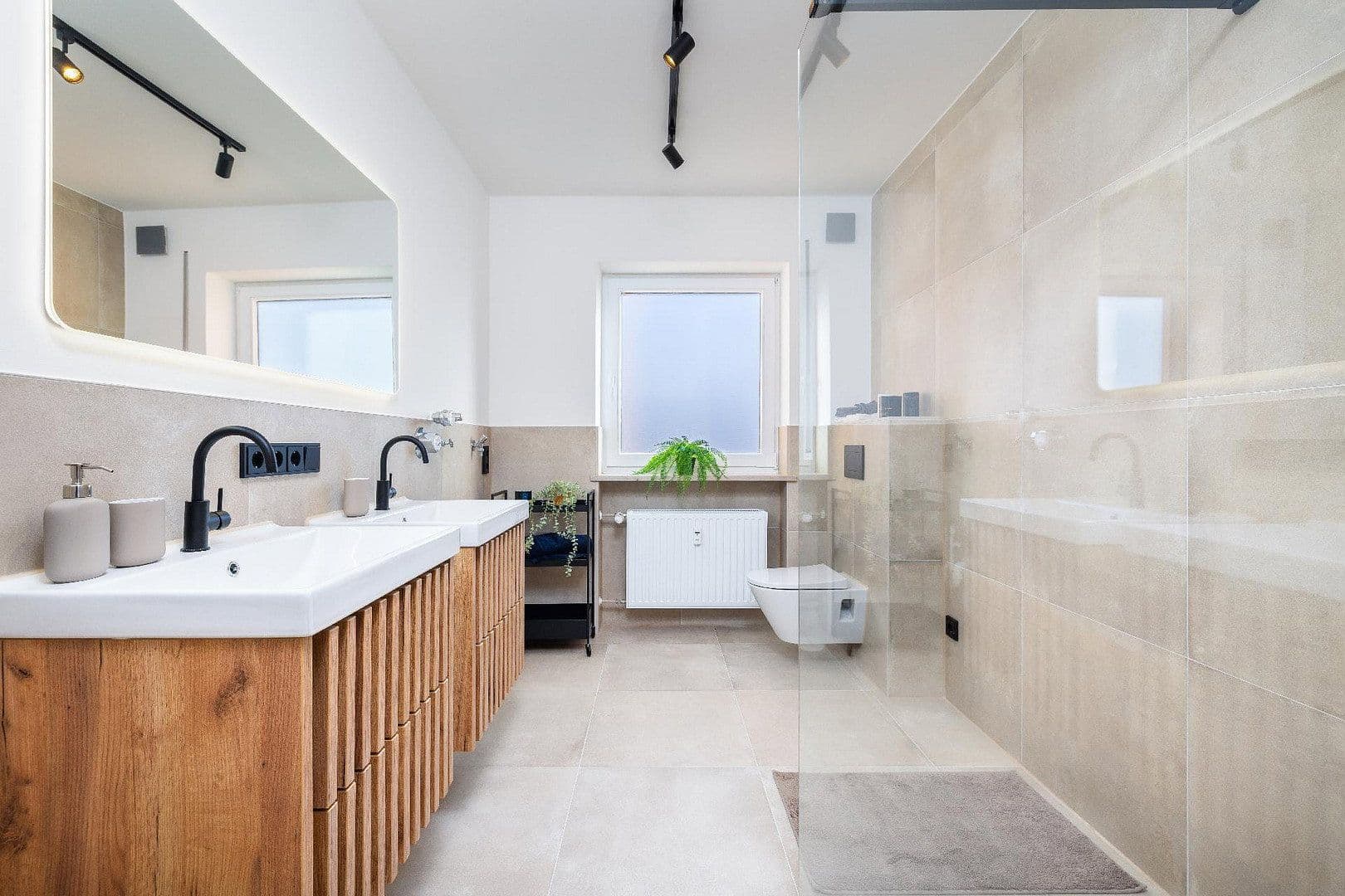 Prodej bytu 3+1 78 m², Angerstraße 5, Augsburg, Bavorsko Prodej bytu 3+1 78 m², Angerstraße 5, Augsburg, Bavorsko