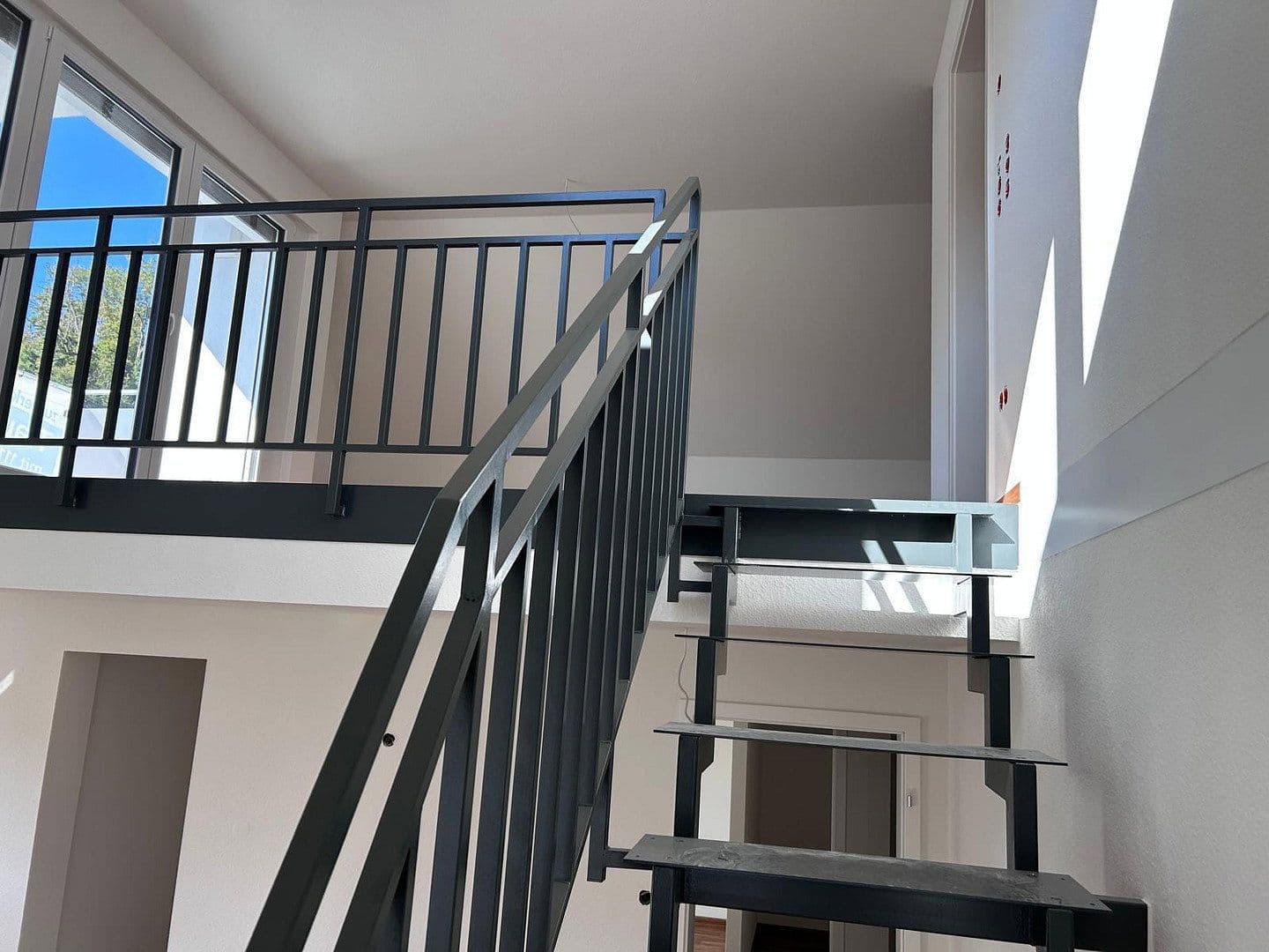 Pronájem bytu 4+1 110 m², Beda-Sommerberger-Straße 1, Zwiefalten, Bádensko-Württembersko Pronájem bytu 4+1 110 m², Beda-Sommerberger-Straße 1, Zwiefalten, Bádensko-Württembersko