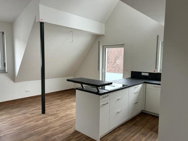 Pronájem bytu 4+1 110 m², Beda-Sommerberger-Straße 1, Zwiefalten, Bádensko-Württembersko Pronájem bytu 4+1 110 m², Beda-Sommerberger-Straße 1, Zwiefalten, Bádensko-Württembersko