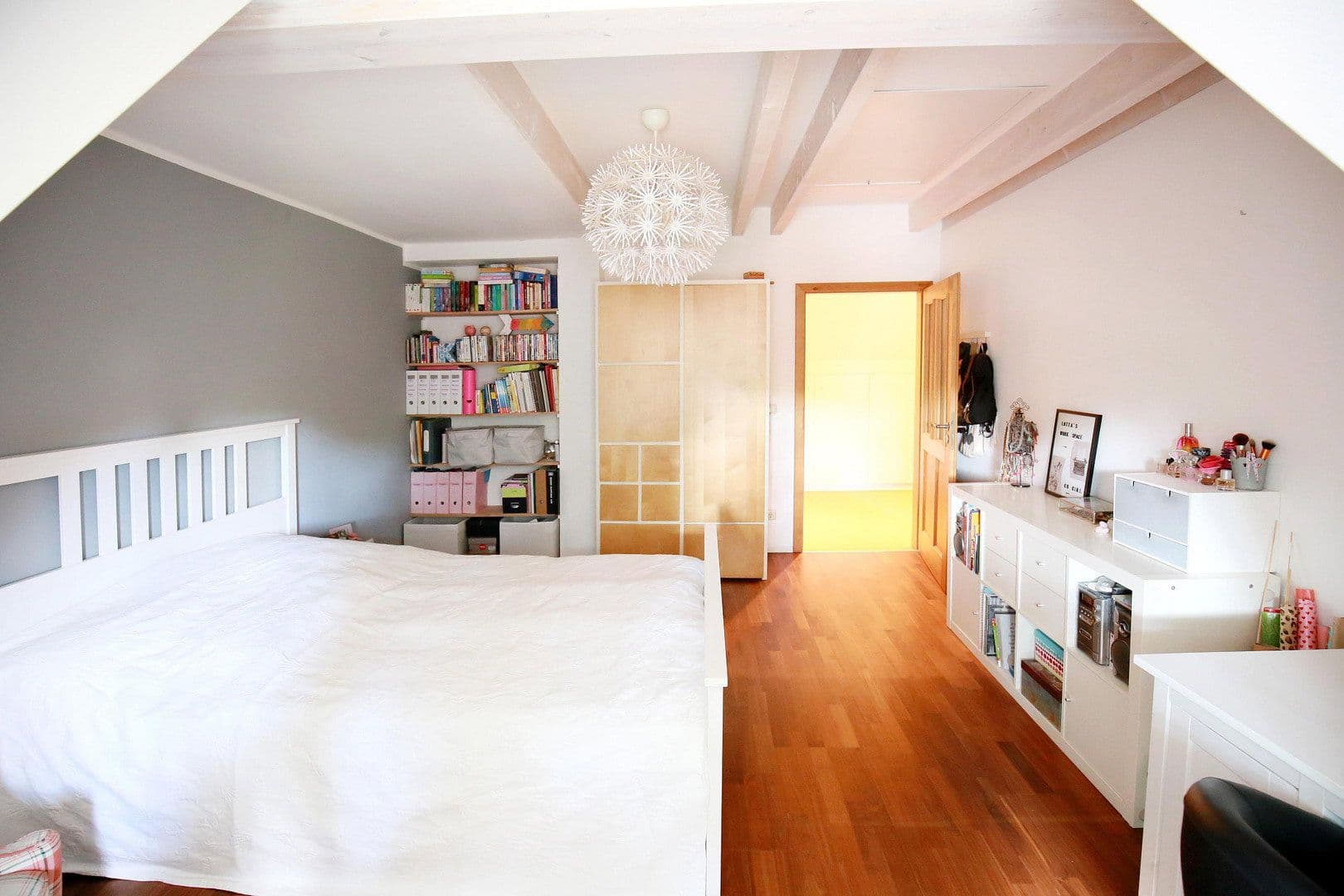Prodej domu 305 m², pozemek 891 m², Stelle, Dolní Sasko Prodej domu 305 m², pozemek 891 m², Stelle, Dolní Sasko