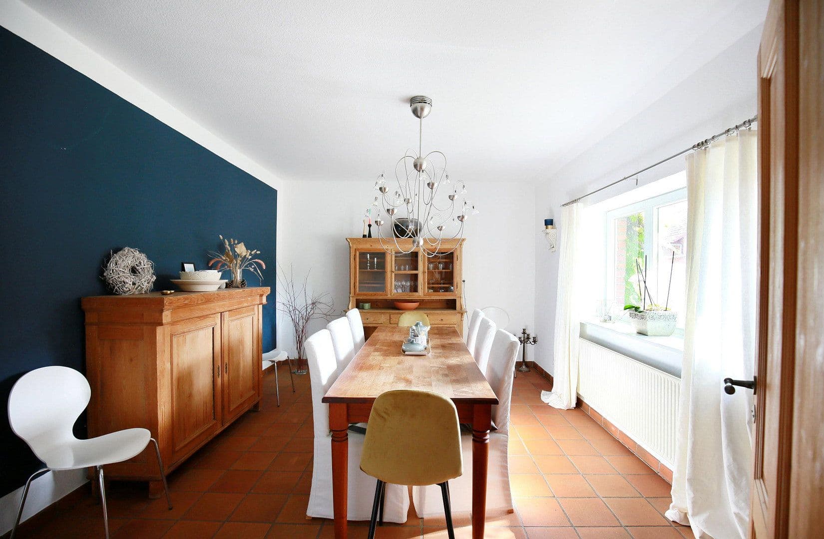Prodej domu 305 m², pozemek 891 m², Stelle, Dolní Sasko Prodej domu 305 m², pozemek 891 m², Stelle, Dolní Sasko