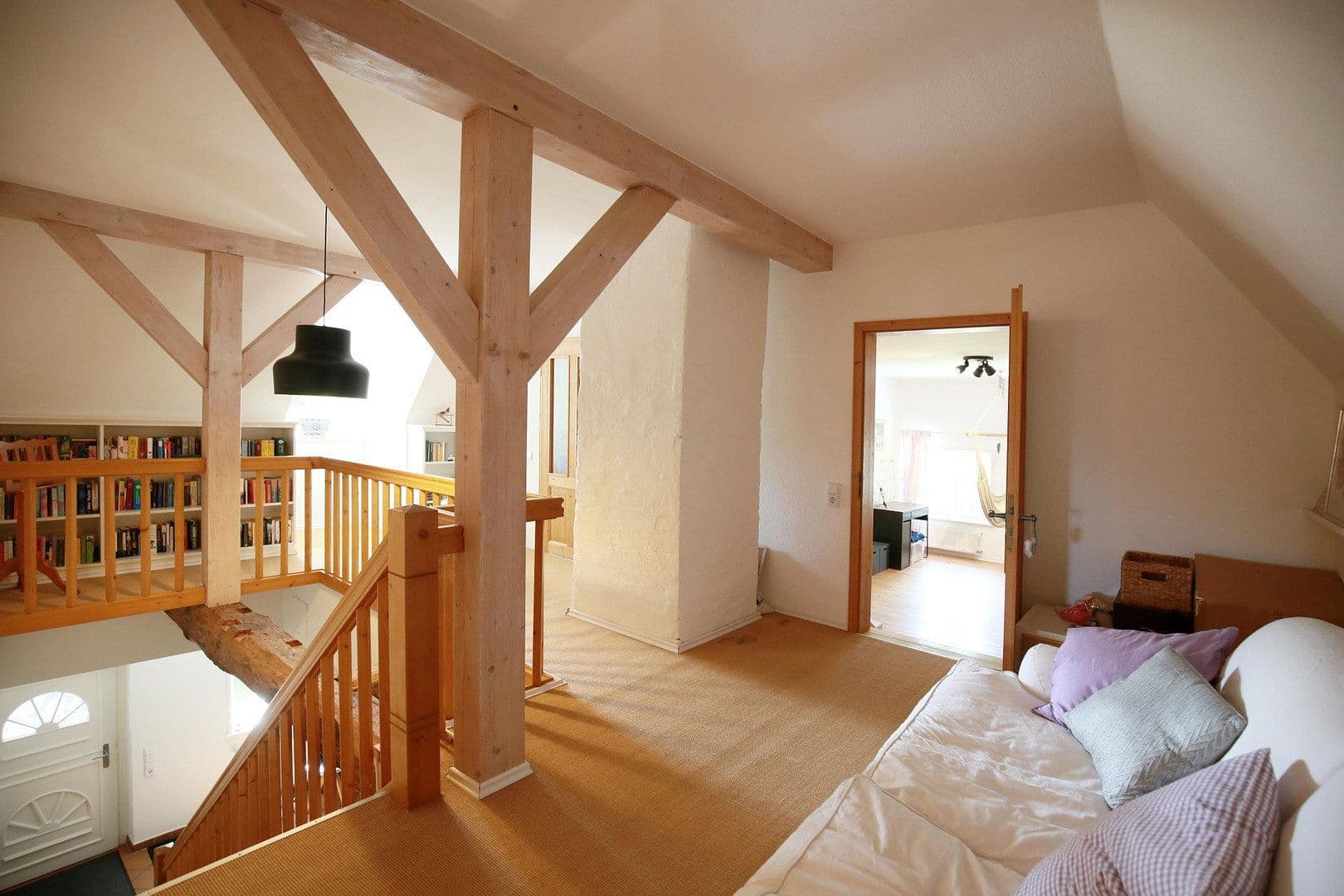 Prodej domu 305 m², pozemek 891 m², Stelle, Dolní Sasko Prodej domu 305 m², pozemek 891 m², Stelle, Dolní Sasko