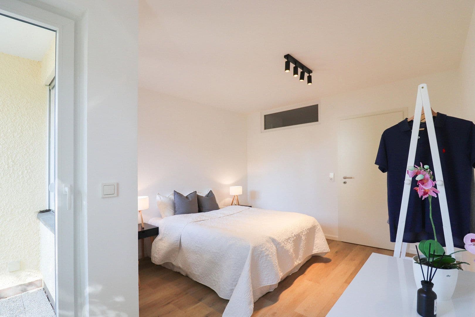 Pronájem bytu 2+1 59 m², Fohlenbergstraße 7, Marbach am Neckar, Bádensko-Württembersko Pronájem bytu 2+1 59 m², Fohlenbergstraße 7, Marbach am Neckar, Bádensko-Württembersko
