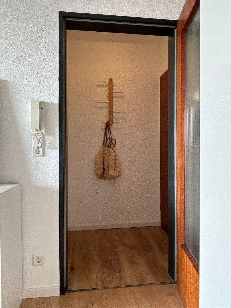 Pronájem bytu 1+1 29 m², Grünewaldstr. 2, Tuttlingen, Bádensko-Württembersko Pronájem bytu 1+1 29 m², Grünewaldstr. 2, Tuttlingen, Bádensko-Württembersko