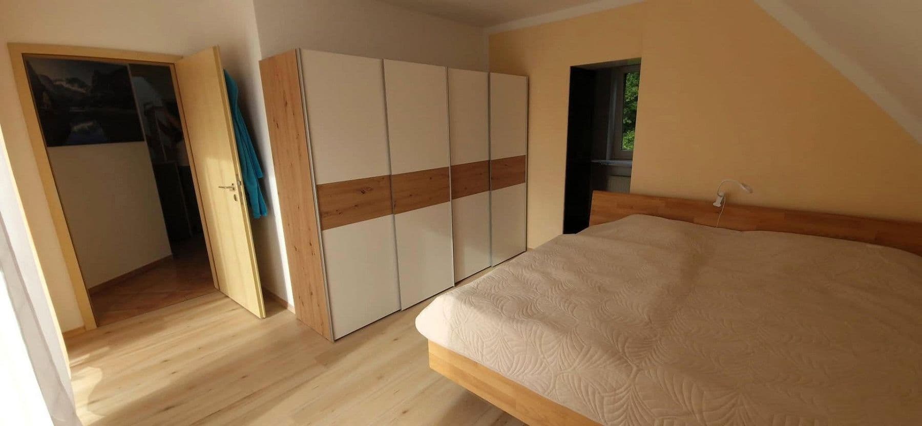 Pronájem bytu 6+kk 165 m², Langensendelbach, Bavorsko Pronájem bytu 6+kk 165 m², Langensendelbach, Bavorsko