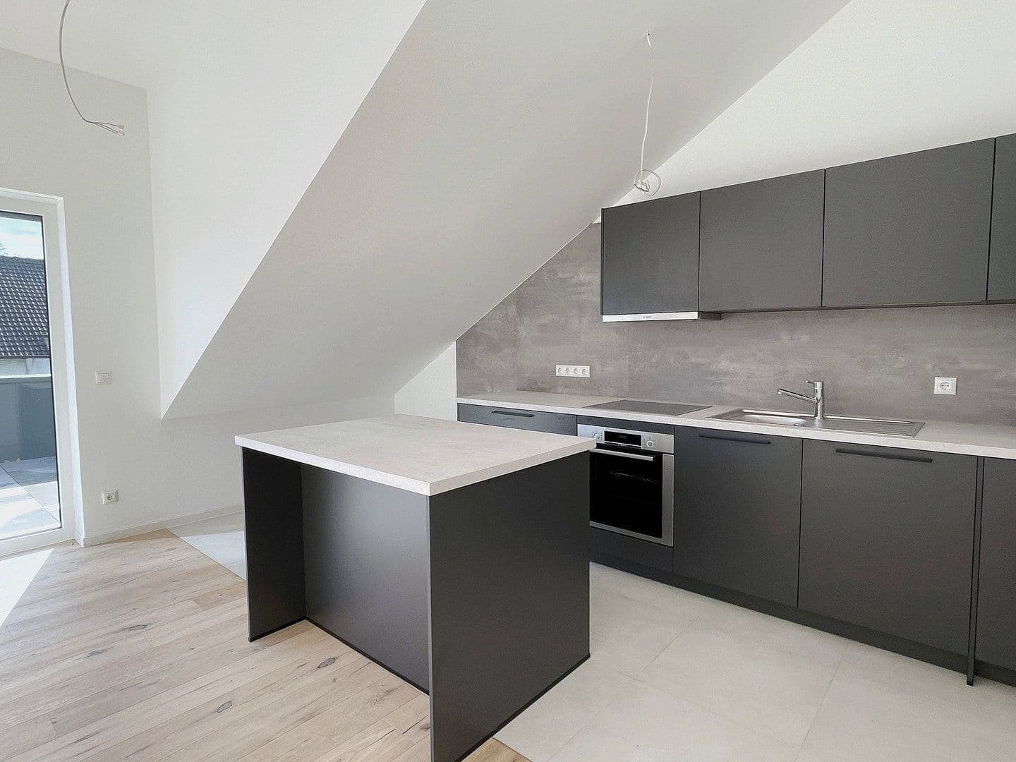 Pronájem bytu 2+kk 92 m², Graslitzerstraße 16a, Aschaffenburg, Bavorsko Pronájem bytu 2+kk 92 m², Graslitzerstraße 16a, Aschaffenburg, Bavorsko