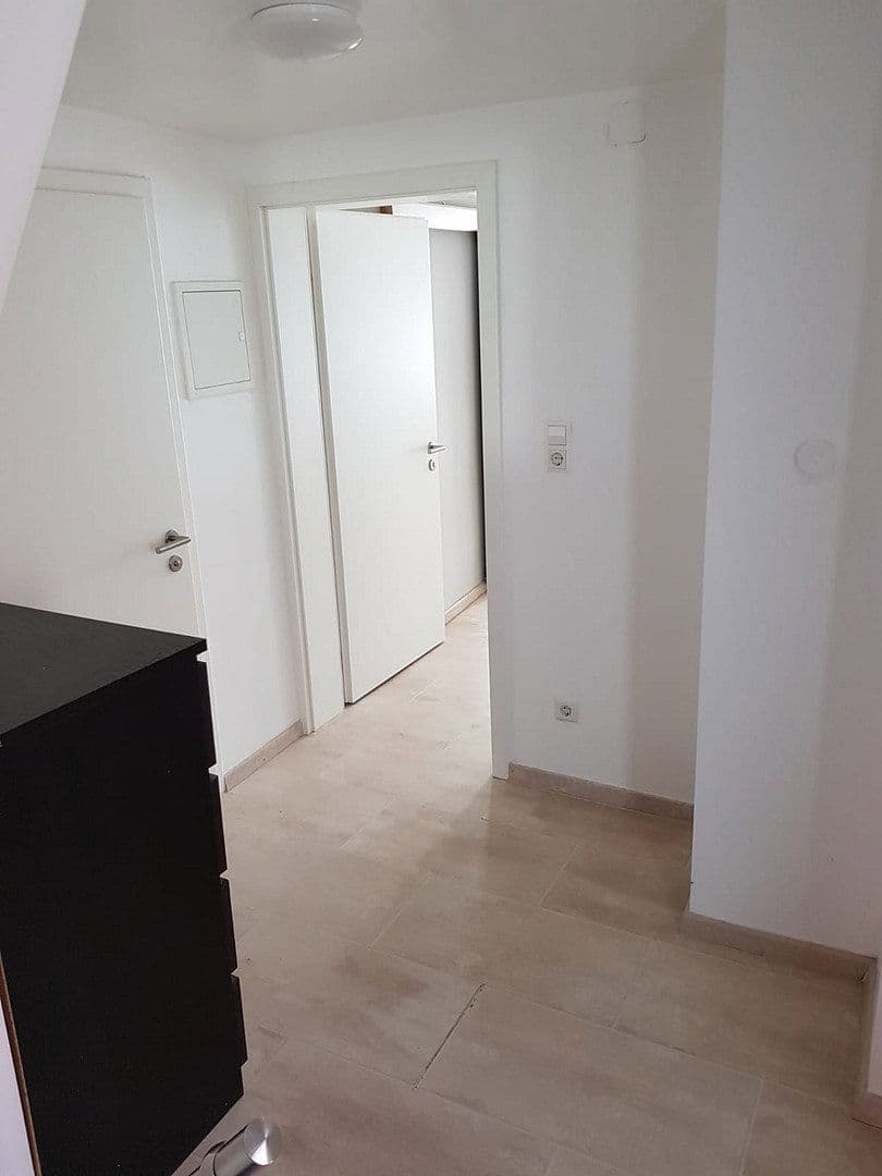 Prodej domu 138 m², pozemek 133 m², Stuttgart, Bádensko-Württembersko Prodej domu 138 m², pozemek 133 m², Stuttgart, Bádensko-Württembersko