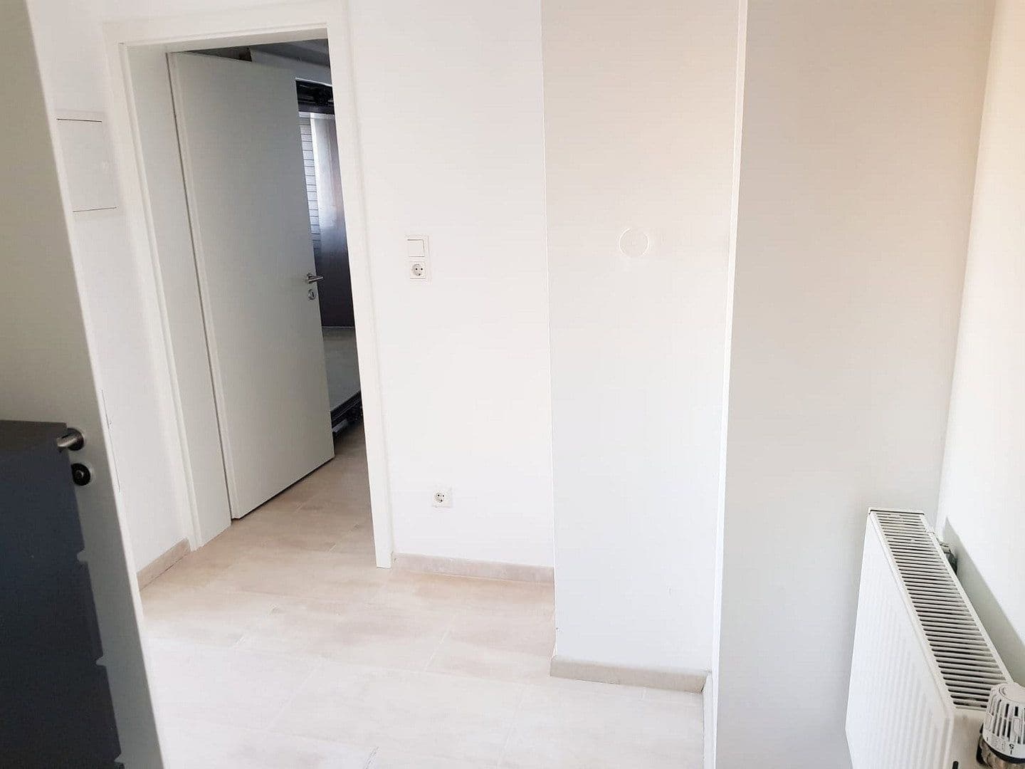 Prodej domu 138 m², pozemek 133 m², Stuttgart, Bádensko-Württembersko Prodej domu 138 m², pozemek 133 m², Stuttgart, Bádensko-Württembersko