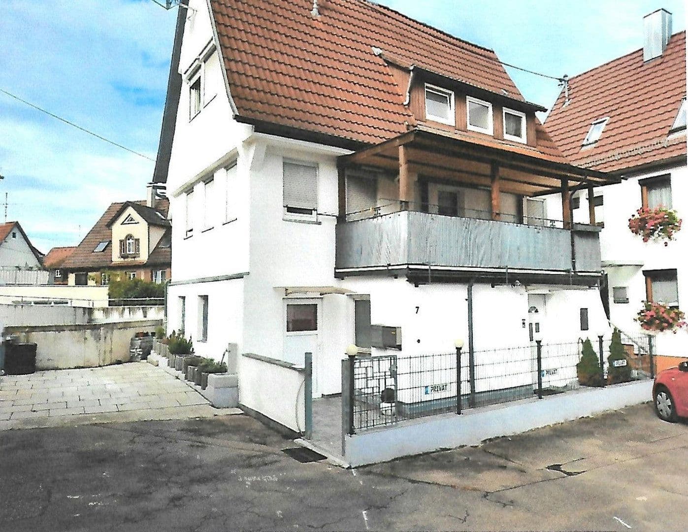 Prodej domu 138 m², pozemek 133 m², Stuttgart, Bádensko-Württembersko Prodej domu 138 m², pozemek 133 m², Stuttgart, Bádensko-Württembersko
