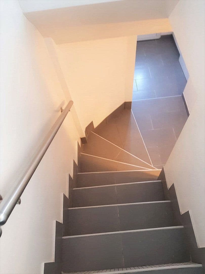 Prodej domu 138 m², pozemek 133 m², Stuttgart, Bádensko-Württembersko Prodej domu 138 m², pozemek 133 m², Stuttgart, Bádensko-Württembersko