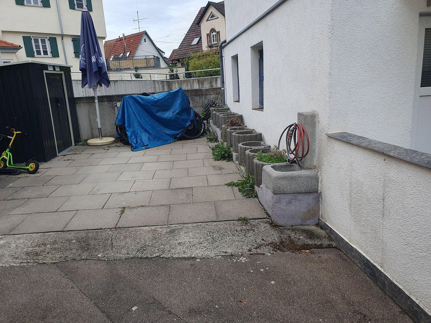 Prodej domu 138 m², pozemek 133 m², Stuttgart, Bádensko-Württembersko Prodej domu 138 m², pozemek 133 m², Stuttgart, Bádensko-Württembersko