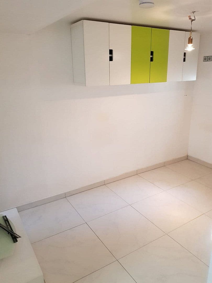 Prodej domu 138 m², pozemek 133 m², Stuttgart, Bádensko-Württembersko Prodej domu 138 m², pozemek 133 m², Stuttgart, Bádensko-Württembersko