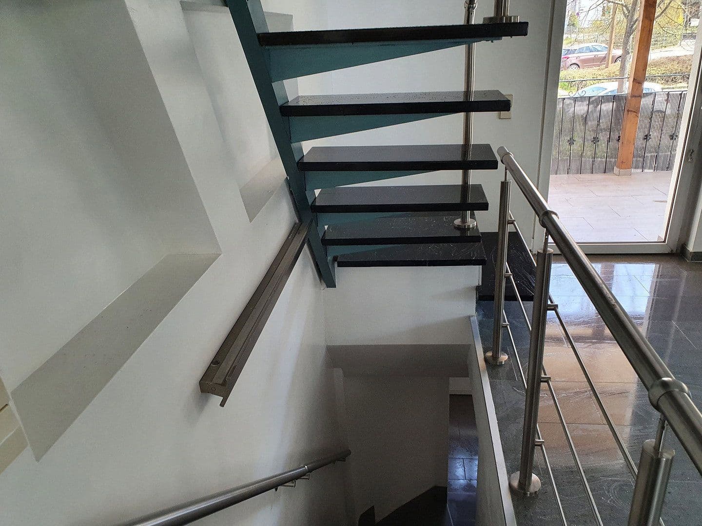 Prodej domu 138 m², pozemek 133 m², Stuttgart, Bádensko-Württembersko Prodej domu 138 m², pozemek 133 m², Stuttgart, Bádensko-Württembersko
