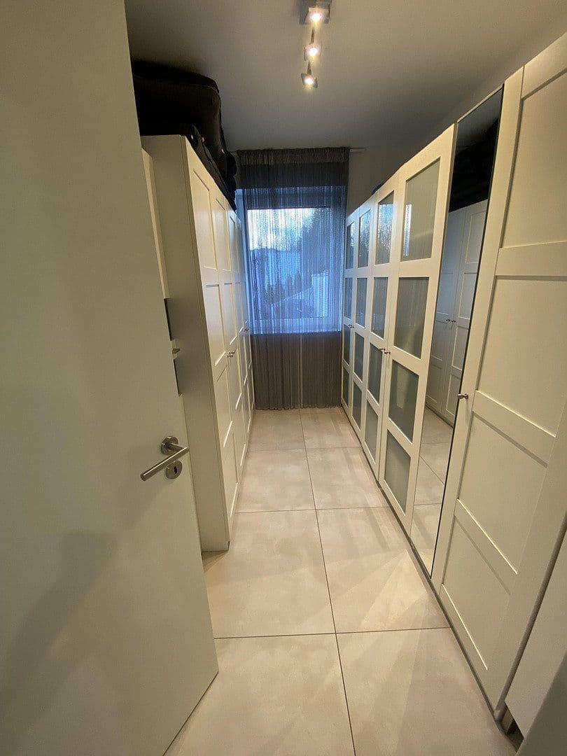 Pronájem bytu 4+1 90 m², Nagold, Bádensko-Württembersko Pronájem bytu 4+1 90 m², Nagold, Bádensko-Württembersko