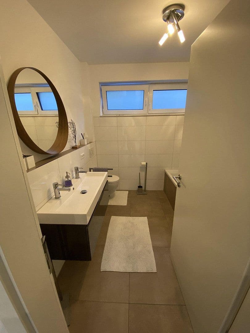 Pronájem bytu 4+1 90 m², Nagold, Bádensko-Württembersko Pronájem bytu 4+1 90 m², Nagold, Bádensko-Württembersko