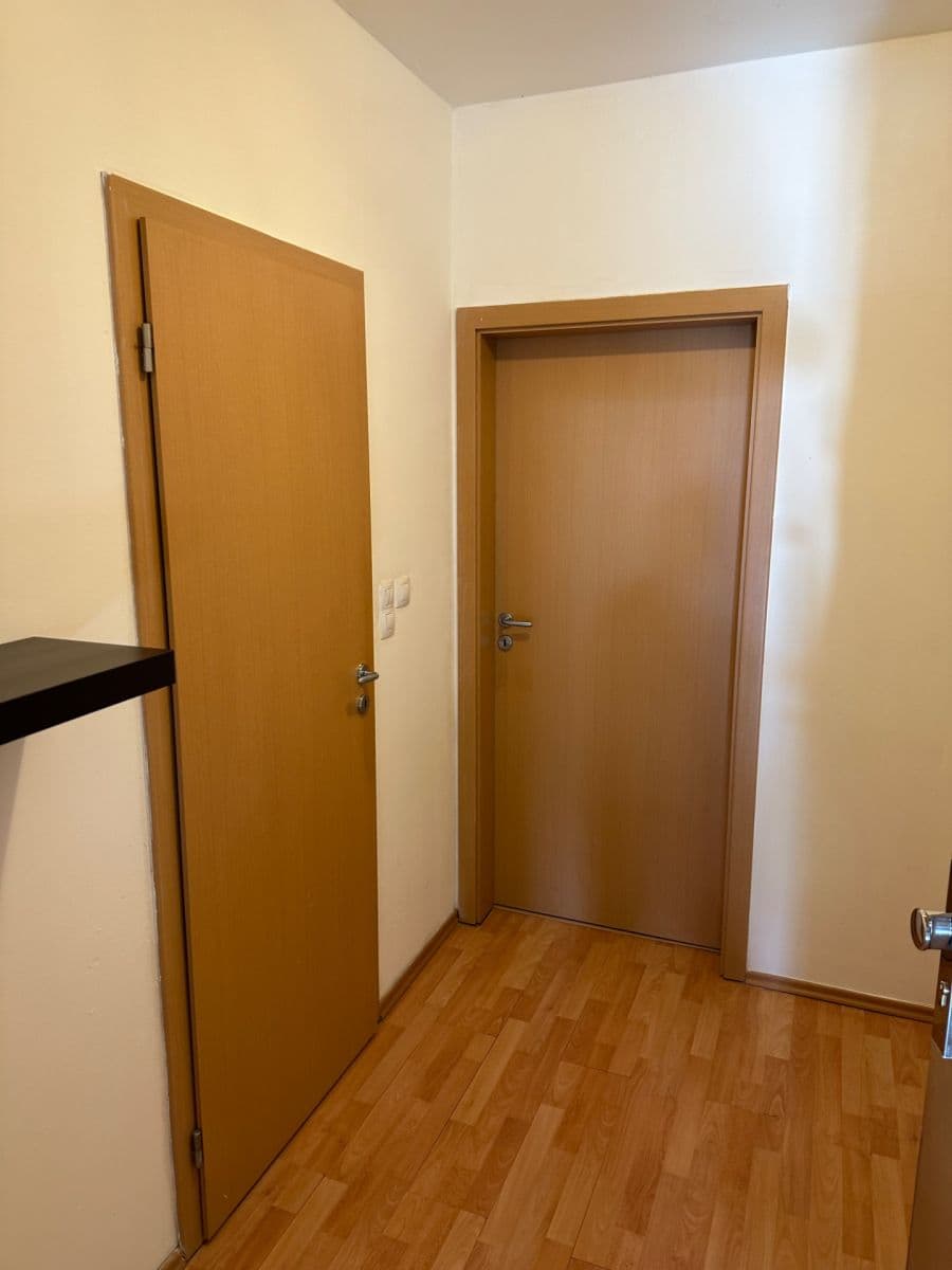 Prodej bytu 1+kk 41 m², Kabešova, Praha, Praha Prodej bytu 1+kk 41 m², Kabešova, Praha, Praha