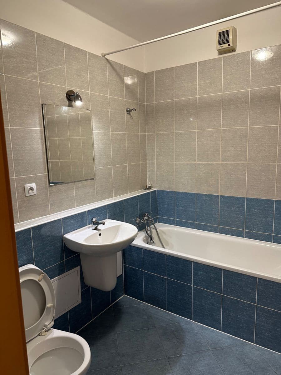 Prodej bytu 1+kk 41 m², Kabešova, Praha, Praha Prodej bytu 1+kk 41 m², Kabešova, Praha, Praha