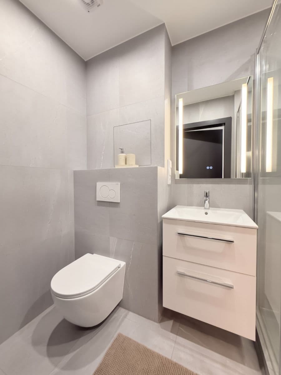 Prodej bytu 2+1 57 m², Skřivanská, Praha, Praha Prodej bytu 2+1 57 m², Skřivanská, Praha, Praha