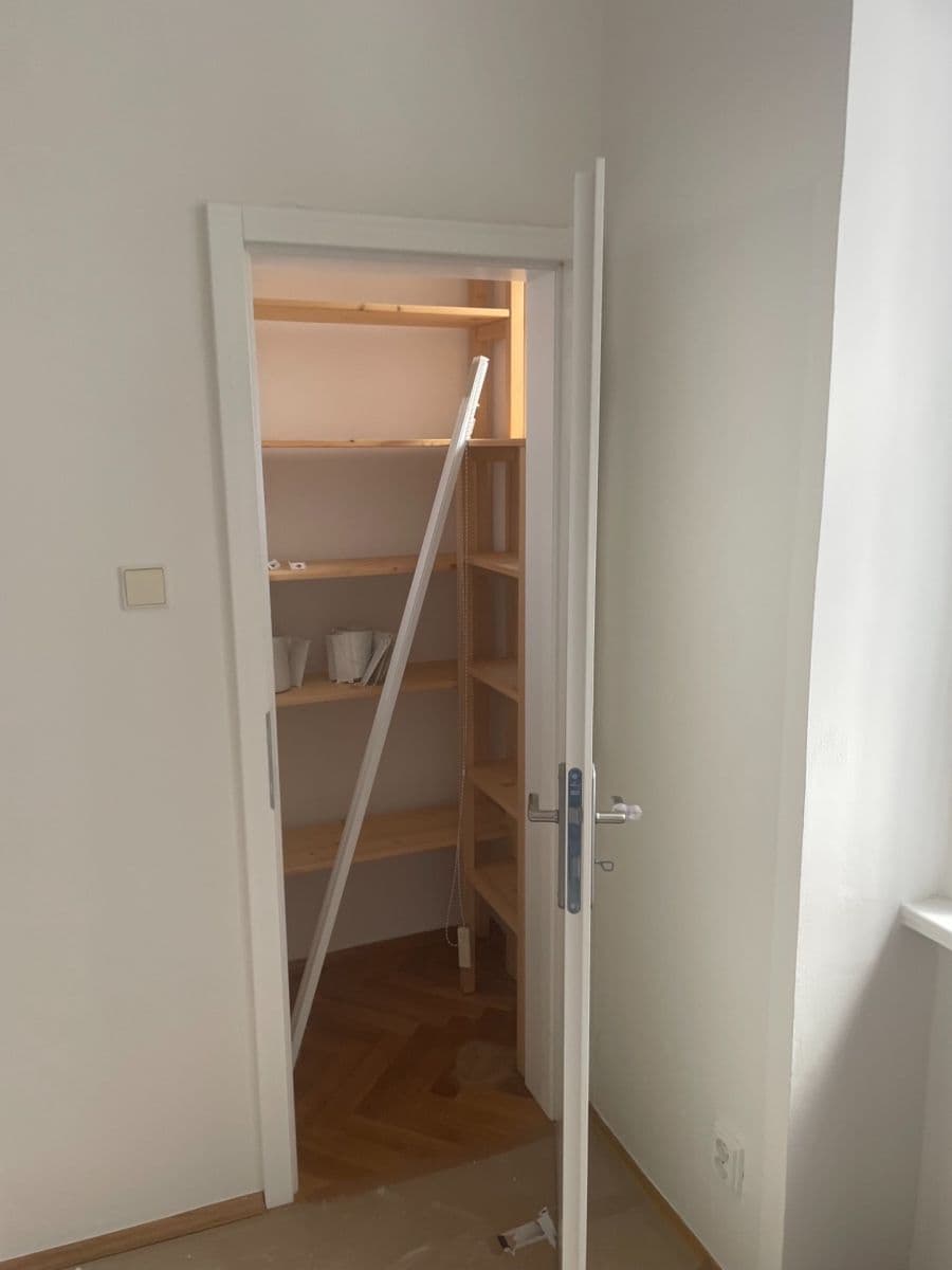 Pronájem bytu 2+kk 50 m², U Zeměpisného ústavu, Praha, Praha Pronájem bytu 2+kk 50 m², U Zeměpisného ústavu, Praha, Praha