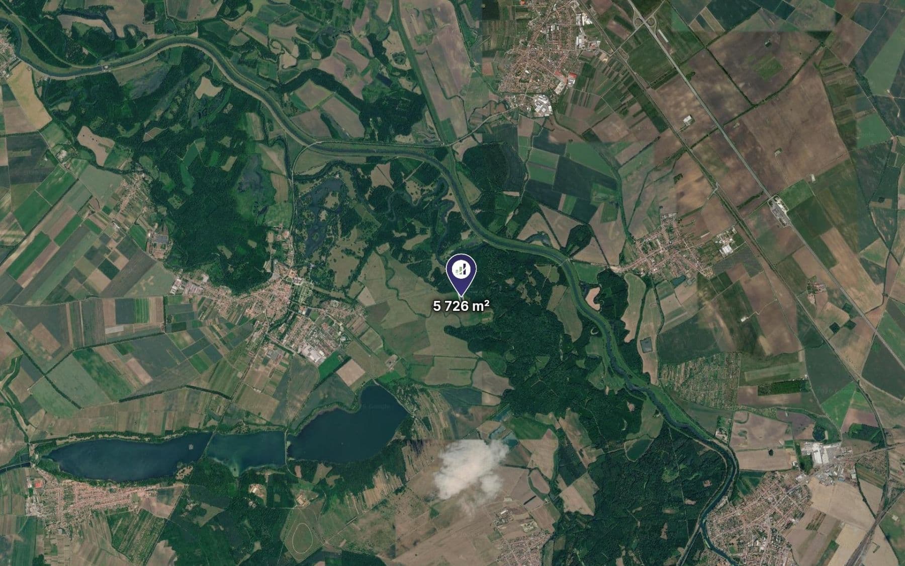 Prodej pozemku 5.726 m², Lednice, Jihomoravský kraj Prodej pozemku 5.726 m², Lednice, Jihomoravský kraj