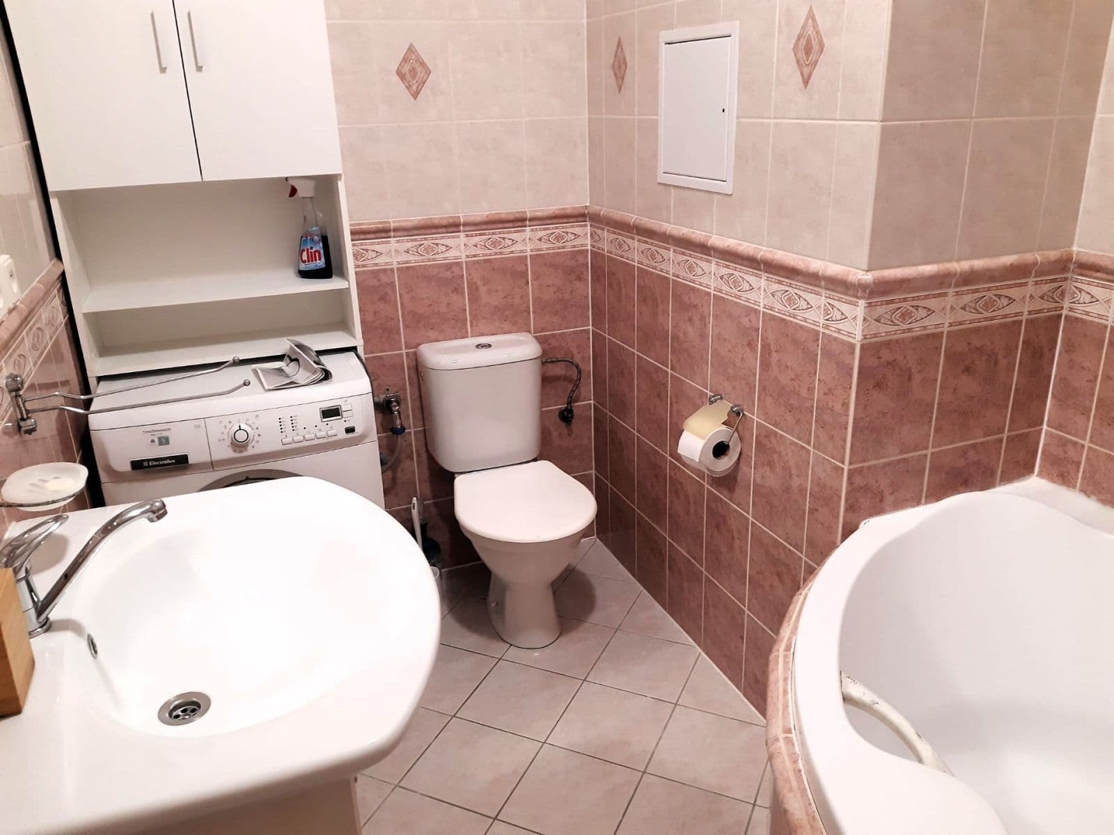 Pronájem bytu 2+kk 56 m², Mattioliho, Praha, Praha Pronájem bytu 2+kk 56 m², Mattioliho, Praha, Praha