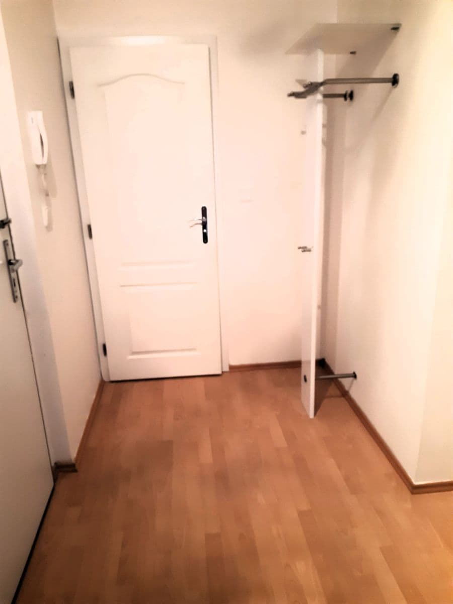 Pronájem bytu 2+kk 56 m², Mattioliho, Praha, Praha Pronájem bytu 2+kk 56 m², Mattioliho, Praha, Praha