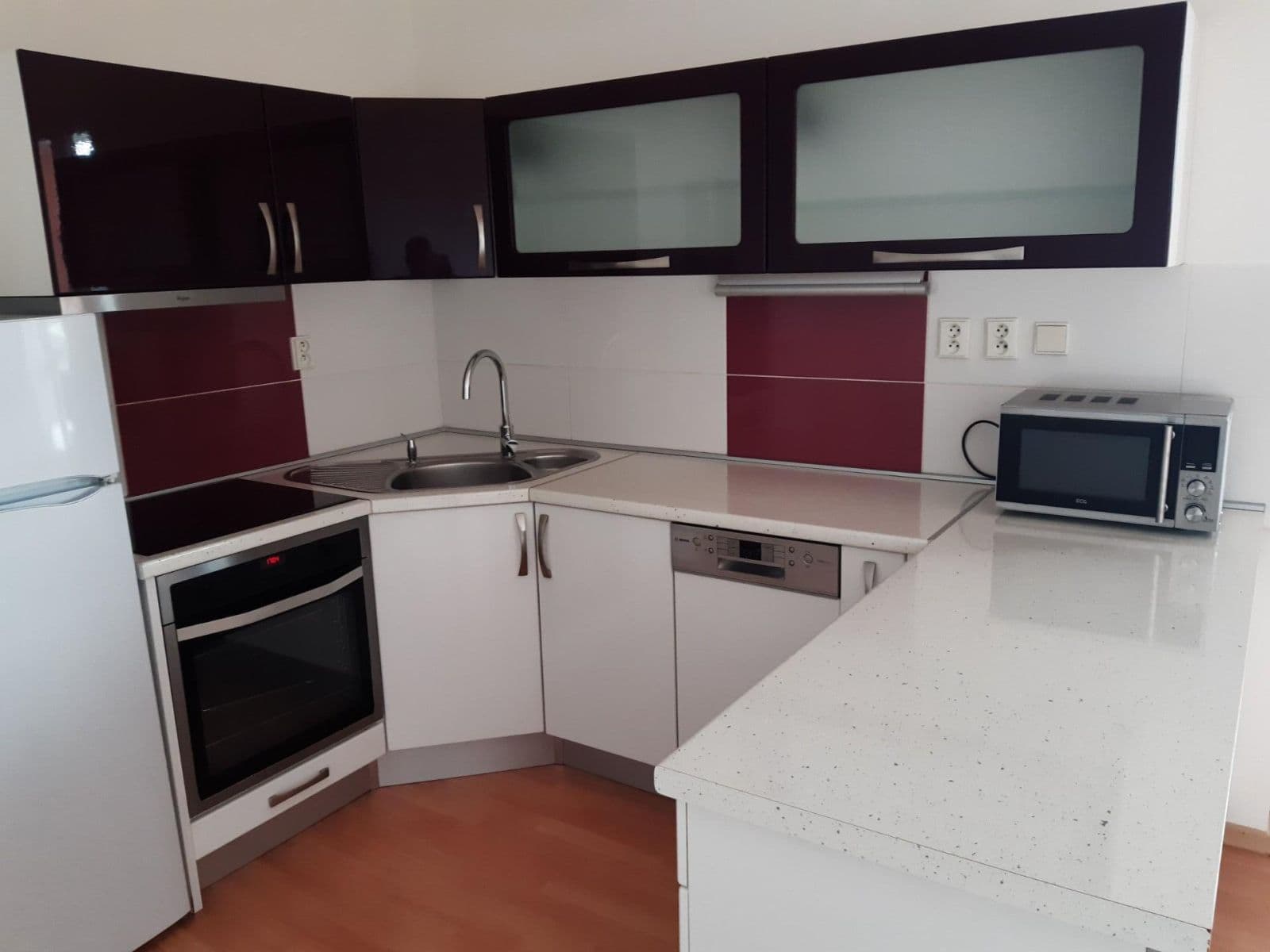 Pronájem bytu 2+kk 56 m², Mattioliho, Praha, Praha Pronájem bytu 2+kk 56 m², Mattioliho, Praha, Praha
