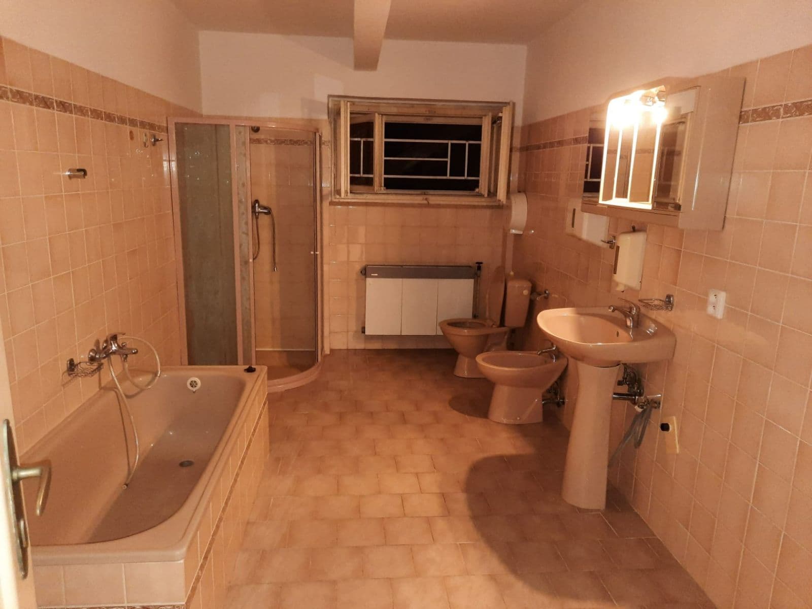 Pronájem bytu 2+1 80 m², Na výspě, Praha, Praha Pronájem bytu 2+1 80 m², Na výspě, Praha, Praha