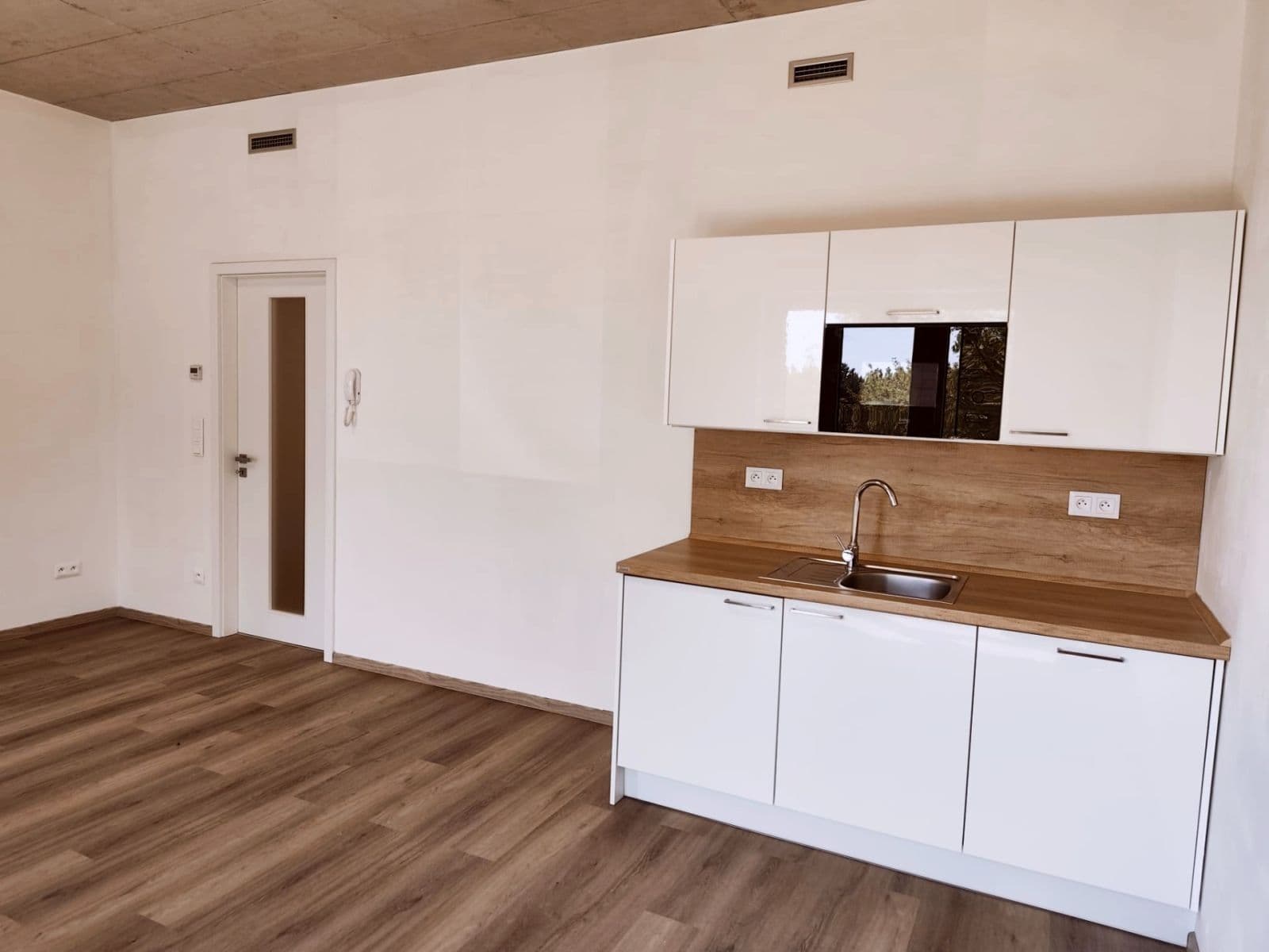 Prodej bytu 1+kk 36 m², Bohunická, Brno, Jihomoravský kraj Prodej bytu 1+kk 36 m², Bohunická, Brno, Jihomoravský kraj