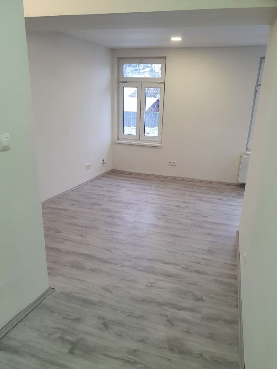 Pronájem bytu 1+kk 28 m², Průmyslová, Strančice, Středočeský kraj Pronájem bytu 1+kk 28 m², Průmyslová, Strančice, Středočeský kraj