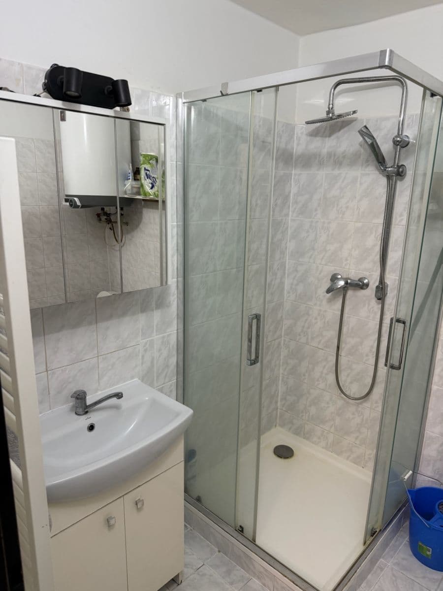 Pronájem bytu 2+kk 38 m², nám. děk. Františka Kvapila, Nezamyslice, Olomoucký kraj Pronájem bytu 2+kk 38 m², nám. děk. Františka Kvapila, Nezamyslice, Olomoucký kraj